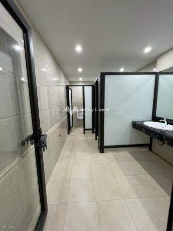 Bán nhà ở có diện tích chính 170m2 bán ngay với giá tốt bất ngờ 55 tỷ Nằm ngay trên Nguyễn Khánh Toàn, Cầu Giấy hướng KXĐ ngõ lưu thông rộng 20 mét-01