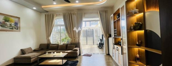Nhà có 3 phòng ngủ bán nhà bán ngay với giá khoảng từ 2.25 tỷ diện tích 120m2 vị trí thuận lợi nằm tại Y Wang, Ea Kao-03