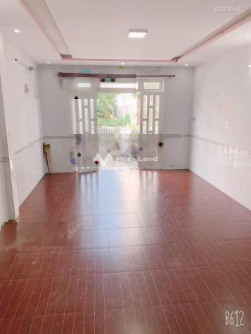 4 tỷ, bán liền kề có diện tích chung là 90m2 ngay trên Biên Hòa, Đồng Nai, hướng Nam, với lộ nhựa rộng 8 mét, 2 WC giá ưu đãi-01