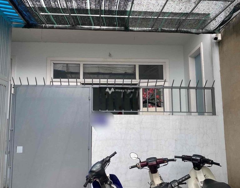Vị trí đặt ngay ở Linh Xuân, Thủ Đức cho thuê nhà thuê ngay với giá hấp dẫn 5 triệu/tháng, trong nhà bao gồm có 2 PN, 2 WC-01