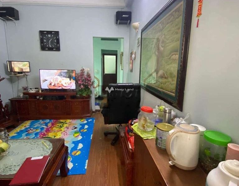 Diện tích 80m2 bán nhà ở vị trí thuận lợi tọa lạc gần Tô Ngọc Vân, Tây Hồ trong nhà có tổng 4 phòng ngủ 4 WC liên hệ chính chủ.-01