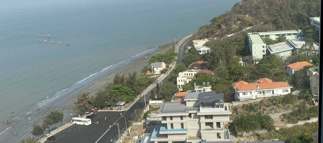 Bán lô đất đẹp tựa sơn hướng thủy mặt tiền đường Trần Phú với giá 55,5 tỷ
