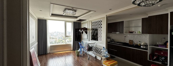 Tổng diện tích 80m2, cho thuê căn hộ giá thuê khủng 20 triệu/tháng ngay tại Quận 3, Hồ Chí Minh, trong căn hộ này thì có 2 phòng ngủ, 2 WC vào ở ngay-03