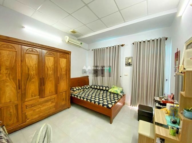 Trong căn nhà này gồm 2 phòng ngủ bán nhà bán ngay với giá siêu khủng 4.2 tỷ diện tích 41m2 vị trí thuận lợi nằm trên Quang Trung, Gò Vấp-01
