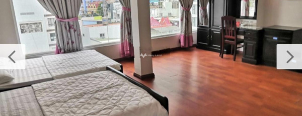 Tổng quan nhà thì gồm có 2 phòng ngủ, bán nhà ở có diện tích gồm 97m2 giá bán bàn giao chỉ 17.5 tỷ vị trí mặt tiền ngay Nha Trang, Khánh Hòa hướng Nam-03