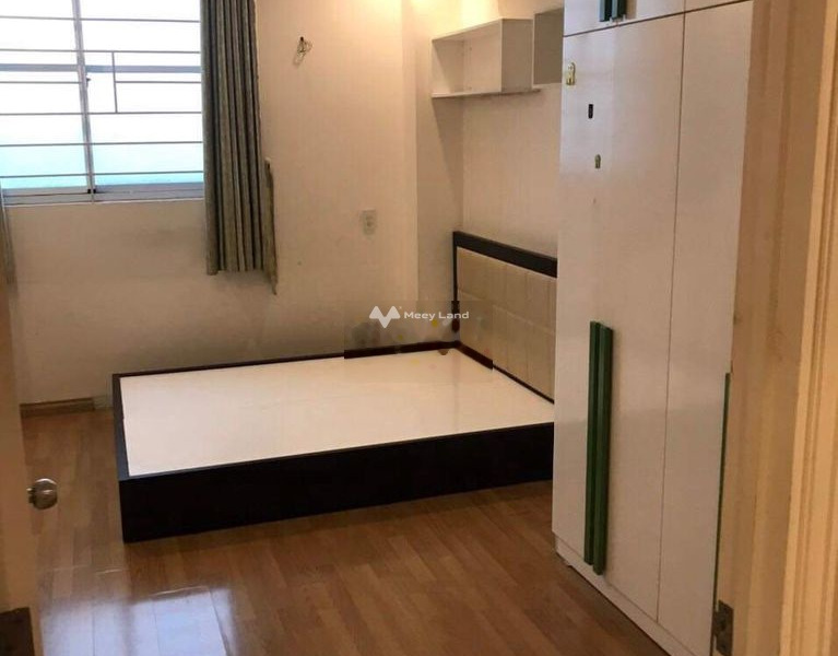 Cho thuê căn hộ diện tích 84m2 tại Bến Vân Đồn, Hồ Chí Minh, giá 12 triệu/tháng-01