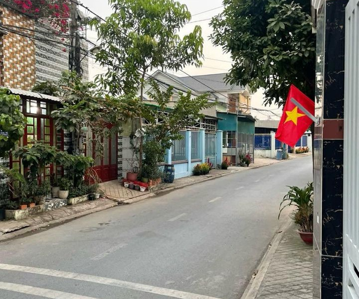 Cần bán nhà riêng huyện Phú Giáo, Bình Dương, giá 3,15 tỷ-01