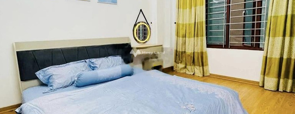 Căn hộ này gồm 1 phòng ngủ, cho thuê căn hộ vị trí mặt tiền ngay tại Dịch Vọng, Hà Nội, 1 WC khu vực dân cư-02