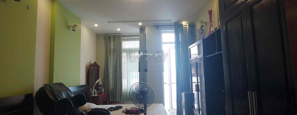 Trong căn này có 4 phòng ngủ, bán nhà ở diện tích chuẩn 40m2 bán ngay với giá hợp lý từ 4.69 tỷ vị trí đẹp ngay tại Lê Duy Nhuận, Hồ Chí Minh-02