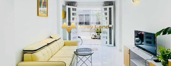 Nhà gồm 3 phòng ngủ bán nhà bán ngay với giá cực êm chỉ 1.98 tỷ có diện tích 36m2 vị trí thuận lợi nằm ở Quận Bình Tân, Hồ Chí Minh-02