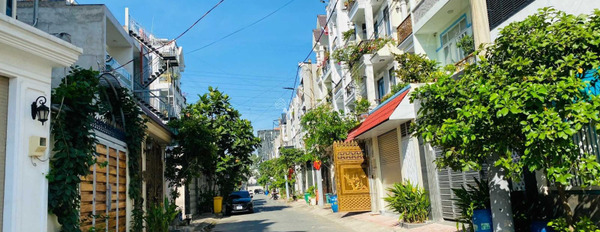Bán nhà ở diện tích khoảng 72m2 bán ngay với giá ưu đãi 6.5 tỷ mặt tiền nằm tại Linh Trung, Hồ Chí Minh-02