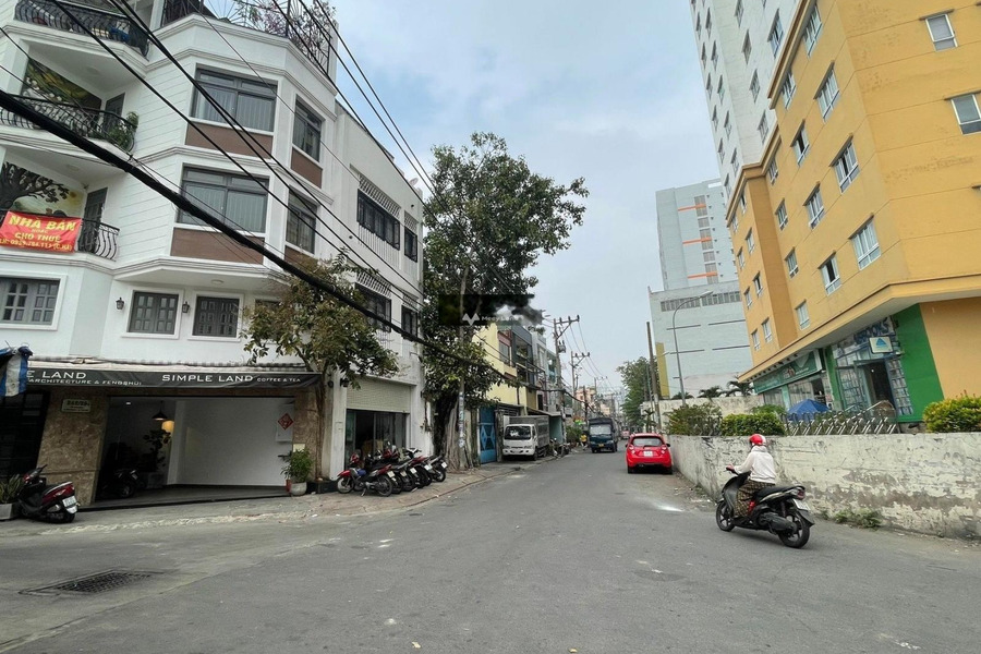 Bán nhà có diện tích chính 70m2 vị trí thuận lợi tọa lạc tại Phường 4, Hồ Chí Minh bán ngay với giá cực mềm chỉ 30 tỷ-01