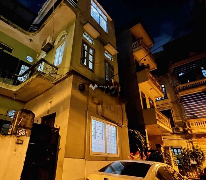 Cho thuê nhà Bên trong Lạc Long Quân, Hà Nội, thuê ngay với giá chỉ 9 triệu/tháng với diện tích khoảng 45m2, ngôi nhà có tổng cộng 3 phòng ngủ-01
