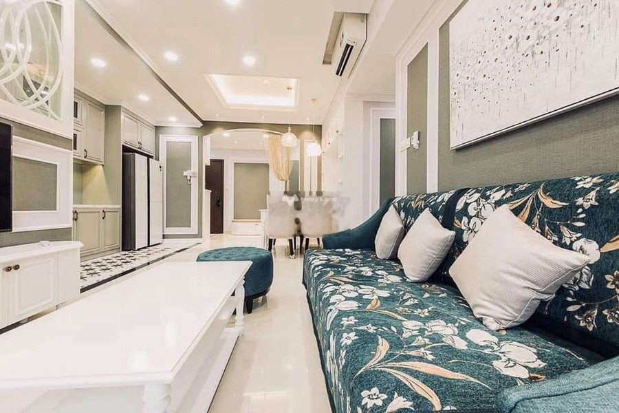 Phường 11, Phú Nhuận, cho thuê chung cư thuê ngay với giá chỉ 24 triệu/tháng, căn hộ nhìn chung gồm 3 PN, 2 WC nội thất sang trọng-01