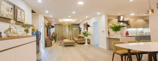 Tổng quan căn hộ bao gồm có 2 phòng ngủ, cho thuê căn hộ vị trí thuận lợi tọa lạc ngay ở Tây Hồ, Hà Nội, 2 WC vị trí thuận lợi-03