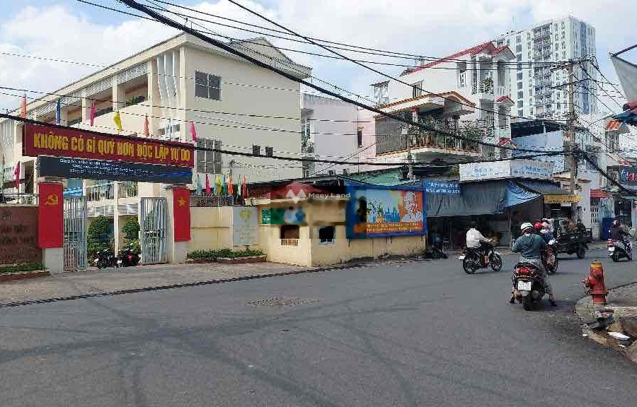 Diện tích 74m2 bán nhà ở vị trí mặt tiền nằm ngay Hồ Văn Tư, Hồ Chí Minh trong nhà gồm 3 PN 2 WC cảm ơn bạn đã đọc tin.-01