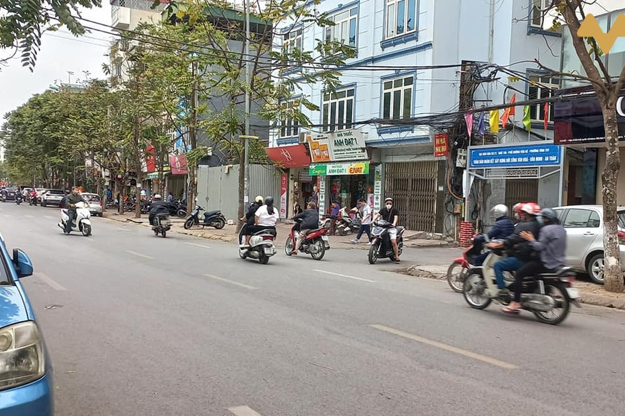 Mặt phố Dương Văn Bé, Hai Bà 70m2, mặt tiền 6m 21 tỷ-01