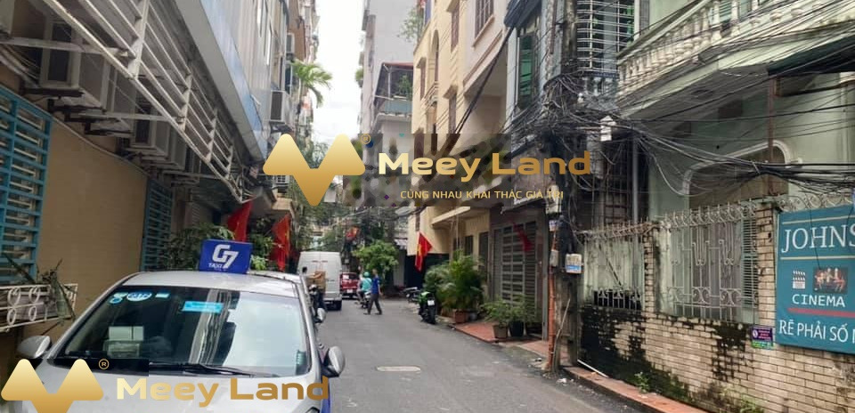 Giá bán giao động từ 15 tỷ bán đất diện tích khoảng là 85 m2 vị trí hấp dẫn ngay tại Trần Quang Diệu, Hà Nội