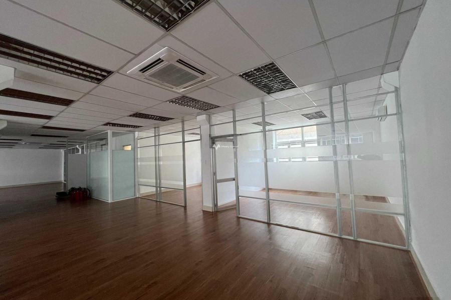 Tôi đang cần gấp, cho thuê sàn văn phòng vị trí nằm tại Nguyễn Thái Bình, Hồ Chí Minh giá thuê siêu mềm 70 triệu/tháng Diện tích nền 350m2-01