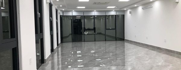 Diện tích chuẩn 110m2 bán nhà vị trí thuận lợi ngay trên Khúc Thừa Dụ, Hà Nội tổng quan nhà này gồm 6 phòng ngủ 9 WC vui lòng liên hệ để xem trực tiếp-03