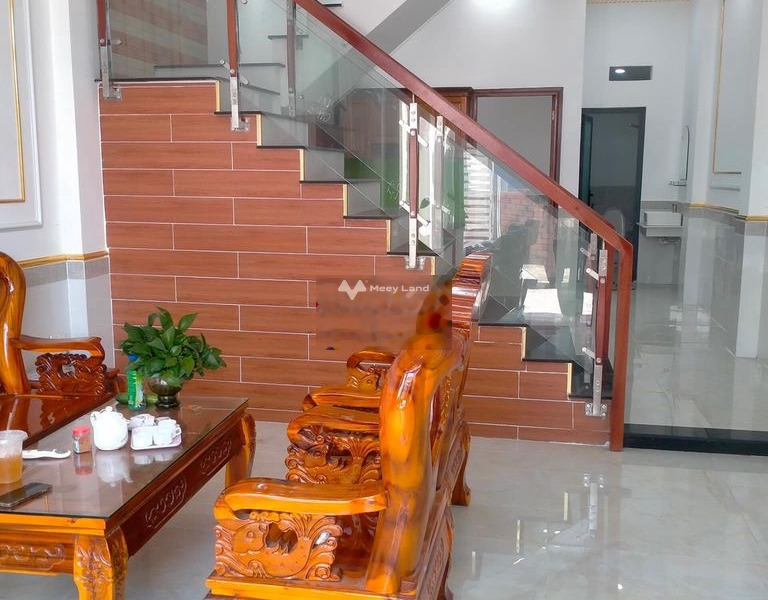 Vị trí nằm tại Nguyễn Văn Tỏ, Long Bình Tân bán nhà giá bán cực sốc chỉ 3.5 tỷ trong nhà nhìn chung bao gồm 4 PN 4 WC-01