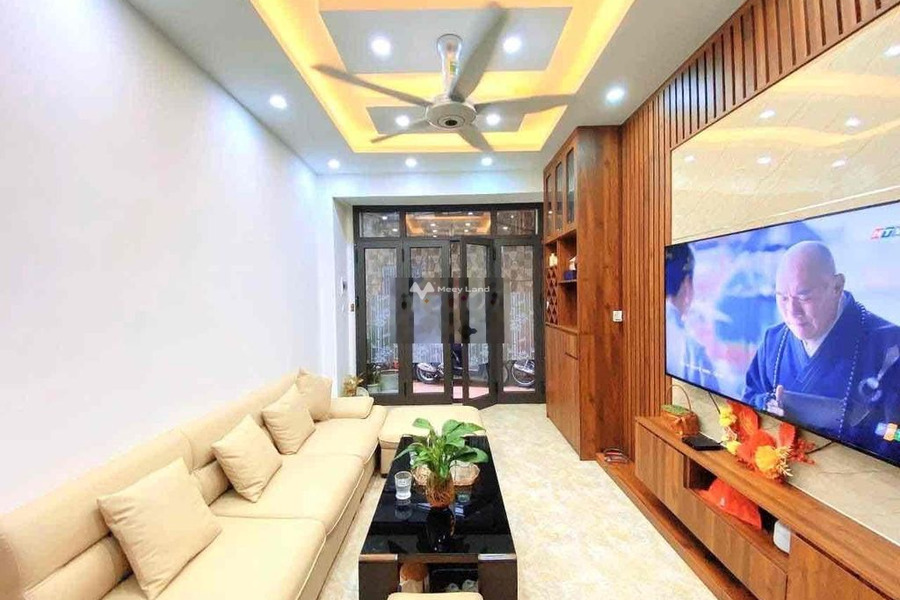 Cho thuê nhà vị trí mặt tiền tại Lê Quang Đạo, Hà Nội. Diện tích 52m2-01