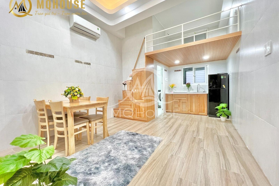 Chung cư 1 PN, cho thuê căn hộ vị trí đặt vị trí nằm ở Phạm Văn Bạch, Tân Bình, tổng quan căn hộ gồm 1 phòng ngủ, 1 WC khu vực đông đúc-01