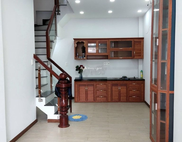 DT 30m2 bán nhà ở gần Quận 8, Hồ Chí Minh hướng Tây ngôi nhà này có tổng 4 phòng ngủ 2 WC cám ơn quý khách đã đọc tin cảm ơn đã xem tin-01