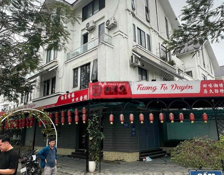 Cho thuê nhà vị trí đẹp nằm ở Văn Quán, Hà Nội, thuê ngay với giá khởi đầu từ 90 triệu/tháng có diện tích khoảng 170m2, căn nhà này 6 phòng ngủ-01