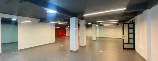 Cho thuê nhà có diện tích chung là 225m2 vị trí đặt ở tại Nguyễn Văn Trỗi, Hồ Chí Minh giá thuê sang tên chỉ 70 triệu/tháng-03