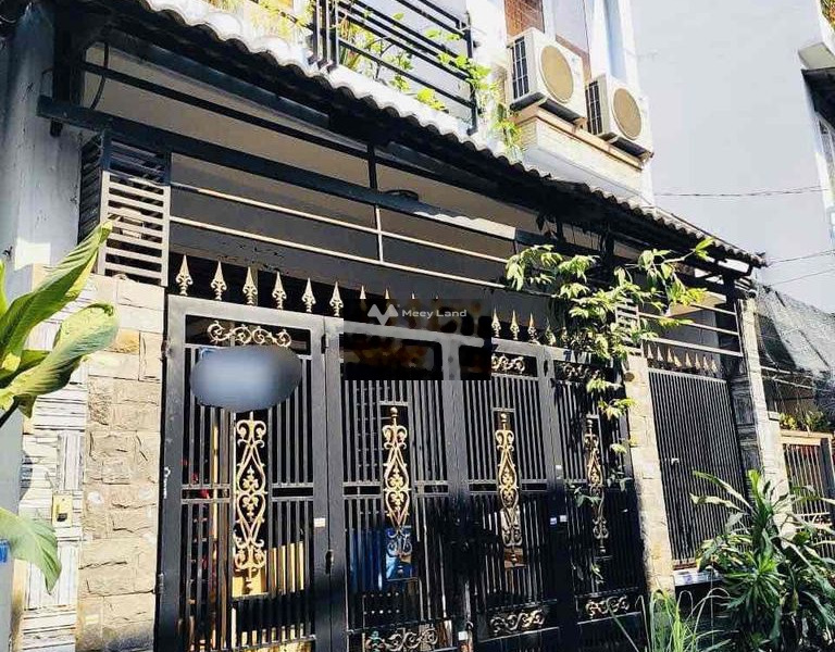 Vị trí nằm ngay Phạm Văn Đồng, Thủ Đức, cho thuê nhà, giá thuê ngạc nhiên 13 triệu/tháng Có tổng diện tích 180m2, ngôi nhà này có 3 PN giá có thể fix-01