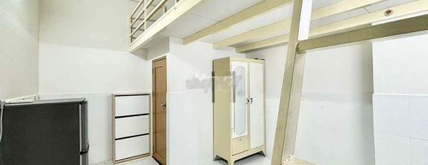 Phòng đầy đủ nội thất gần chợ Tân Hương -03