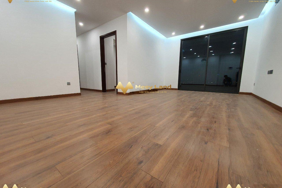 Vị trí đặt tại trung tâm Quận Tây Hồ, Hà Nội, cho thuê chung cư vào ở luôn giá đặc biệt chỉ 15 triệu/tháng, tổng quan bên trong căn hộ gồm 3 phòng ngủ...-01