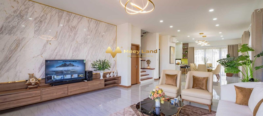 Cho thuê nhà vị trí ngay tại Nha Trang, Khánh Hòa, thuê ngay với giá hiện tại chỉ 3.7 tỷ/tháng có một dt 215 m2, hướng Đông Nam, trong nhà tổng quan g...
