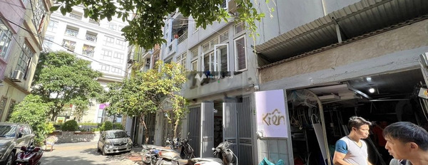 Có diện tích rộng 50m2 bán nhà vị trí đẹp tọa lạc tại Thanh Xuân, Hà Nội trong nhà tổng quan gồm 4 phòng ngủ vào ở ngay-02