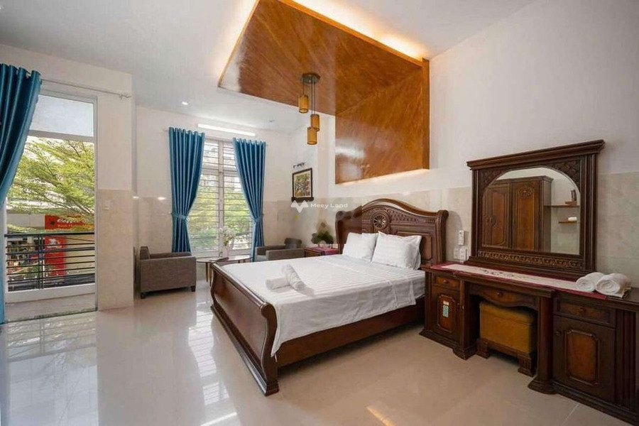 Ngôi nhà có tổng 5 phòng ngủ, cho thuê nhà, thuê ngay với giá cơ bản 20 triệu/tháng Có tổng diện tích 70m2 vị trí mặt tiền nằm ở An Nhơn, Đà Nẵng-01