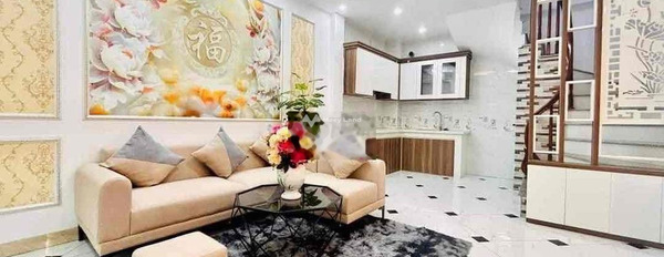 Nhà gồm 3 PN bán nhà ở diện tích rộng 41m2 giá bán cực êm 4.45 tỷ vị trí đặt ngay Thượng Đình, Hà Nội-02