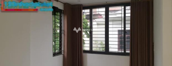 Cho thuê nhà diện tích gồm 50m2 tọa lạc ngay tại Bồ Đề, Long Biên thuê ngay với giá cạnh tranh 11 triệu/tháng, ngôi nhà gồm 2 PN-02