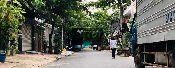 Vị trí đặt ở tại Tây Thạnh, Tân Phú bán nhà bán ngay với giá sang tên chỉ 26 tỷ trong ngôi nhà này gồm 5 phòng ngủ 5 WC-02