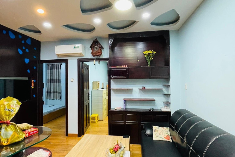 Vì muốn thoát nợ, bán căn hộ có diện tích rộng 60m2 tọa lạc ngay ở Phường 17, Hồ Chí Minh, căn này gồm 2 phòng ngủ, 2 WC hãy nhấc máy gọi ngay-01