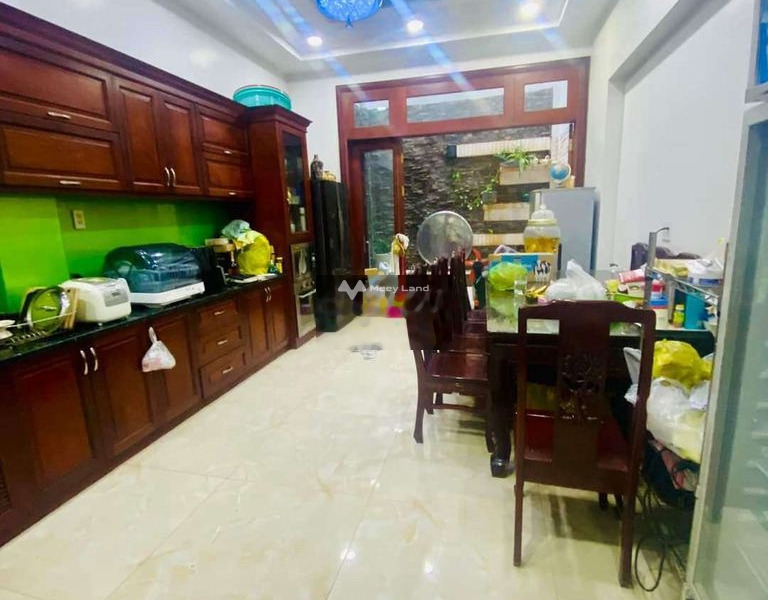 Bần cùng phải bán nhà tọa lạc tại Tân Phú, Hồ Chí Minh giá bán cực rẻ từ 10.99 tỷ diện tích chuẩn 102m2 nhà này bao gồm 4 PN 5 WC lh xem trực tiếp-01