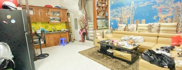 Mặt đường 3 m vị trí đẹp ngay tại Đào Tấn, Cống Vị bán nhà bán ngay với giá siêu ưu đãi từ 4.5 tỷ nhà nhìn chung có 4 phòng ngủ-03