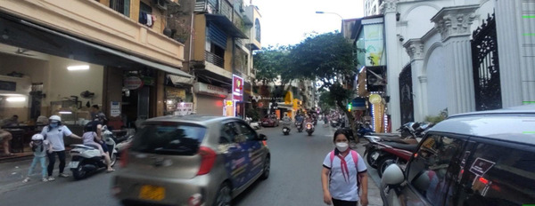 Có diện tích 120m2 bán nhà nằm tại Nguyễn Du, Hà Nội hãy nhấc máy gọi ngay-03