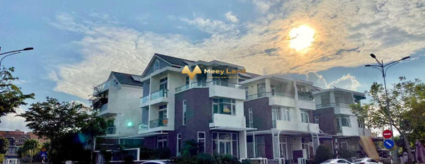 Ngay Jamona Golden Silk, bán liền kề căn nhà có nội thất đầy đủ Full nội thất cao cấp vị trí đặt ngay tại Quận 7, Hồ Chí Minh giá bán tốt từ 25.5 tỷ c...-03