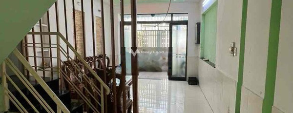 Nhà 2 phòng ngủ, cho thuê nhà, giá thuê cực kì tốt 8 triệu/tháng với diện tích rộng 56m2 vị trí đặt ngay trên Tân Quý, Hồ Chí Minh-02