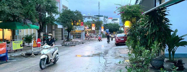 Mặt tiền tọa lạc trên Nha Trang, Khánh Hòa cho thuê kho bãi 90m2 thuê ngay với giá rẻ 4 triệu/tháng khách có thiện chí liên hệ ngay-03