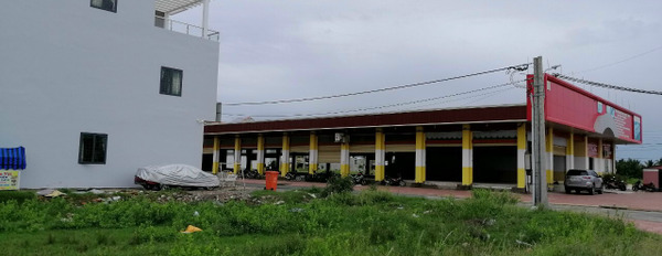 Bán lô đất nền 2 mặt tiền trung tâm thương mại và chợ Thạnh Phú-03