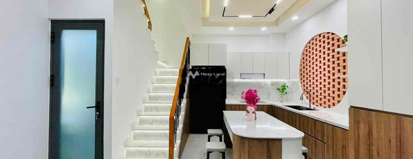 Trong căn này bao gồm 4 phòng ngủ, bán nhà ở có diện tích 67m2 bán ngay với giá cực tốt 3.27 tỷ vị trí mặt tiền ở Tân Bình, Hồ Chí Minh-03