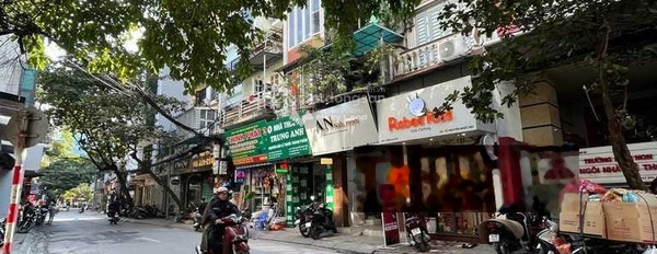 Tổng quan nhà này gồm 6 phòng ngủ bán nhà giá bán cực rẻ 11 tỷ diện tích khoảng 61m2 vị trí tiện lợi ngay tại Nguyễn Huy Tưởng, Hà Nội-03