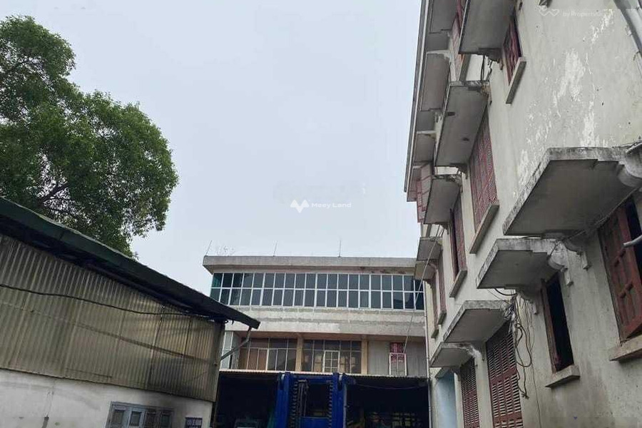 Vị trí thuận tiện Nguyễn Bình, Hà Nội cho thuê sàn văn phòng có diện tích 300m2-01